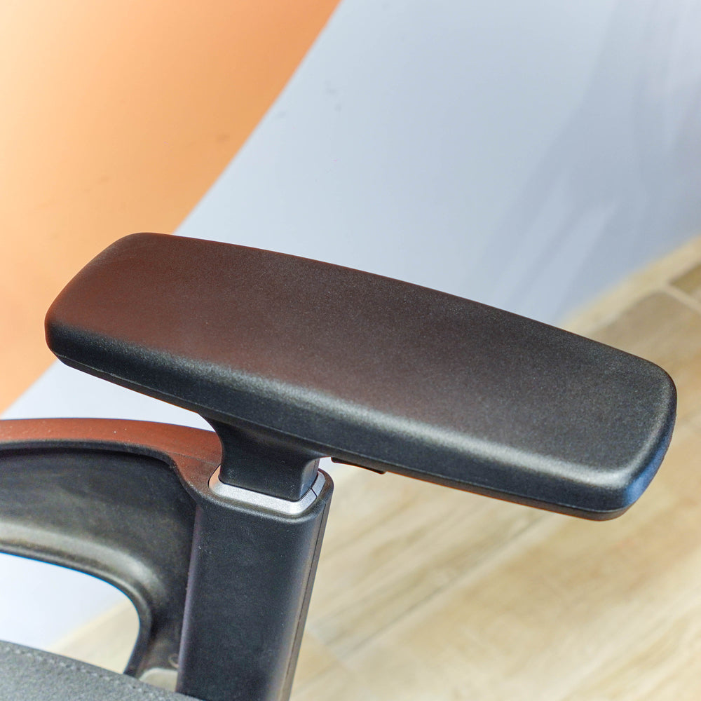 Neva Prestige Executive Office Chair – product image 8