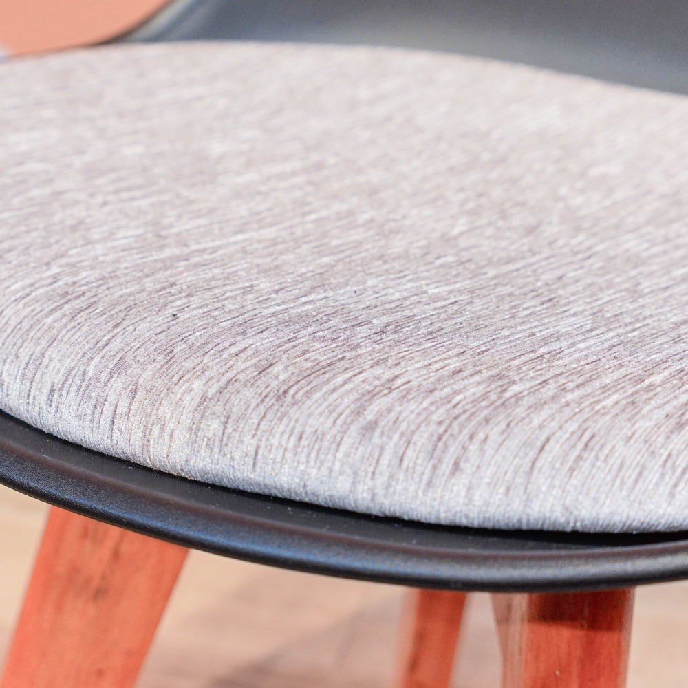 Neva Tulip Modern Shell Accent Chair – product image 10