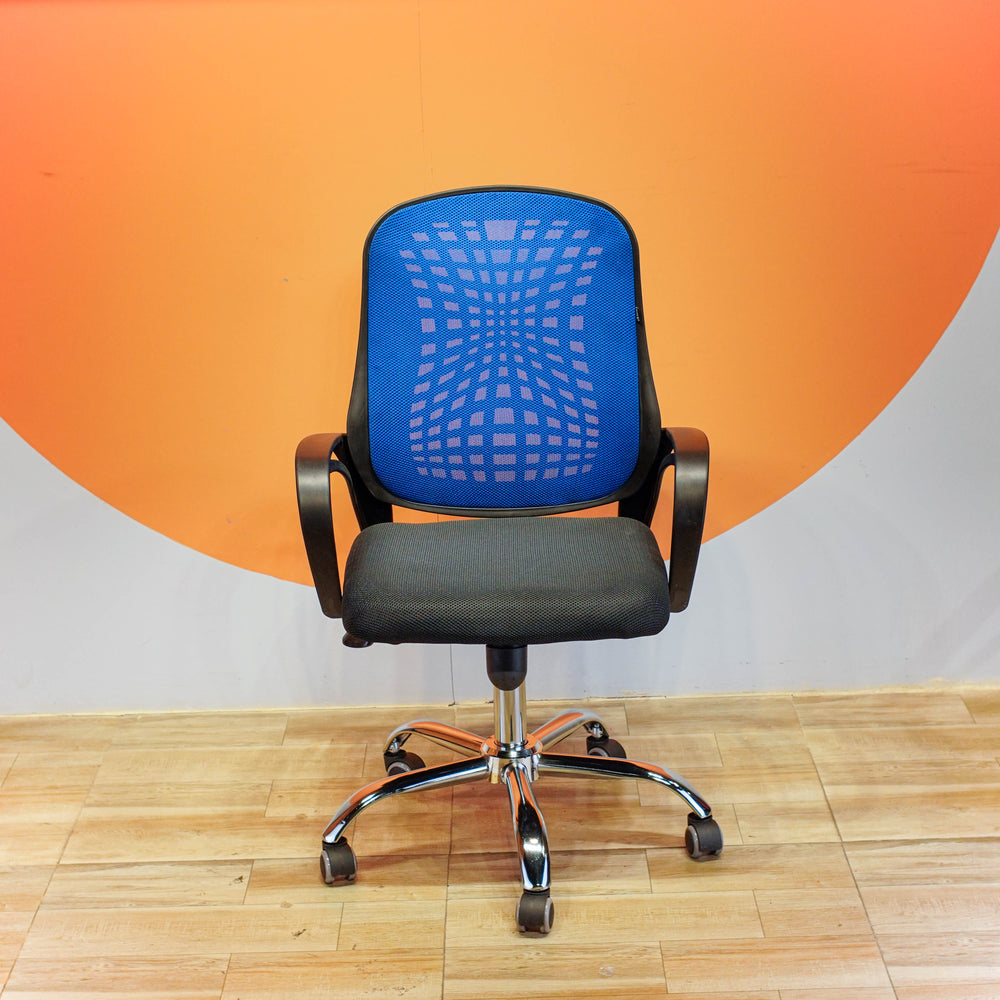 Neva Cube Revolving Task Chair – product image 8