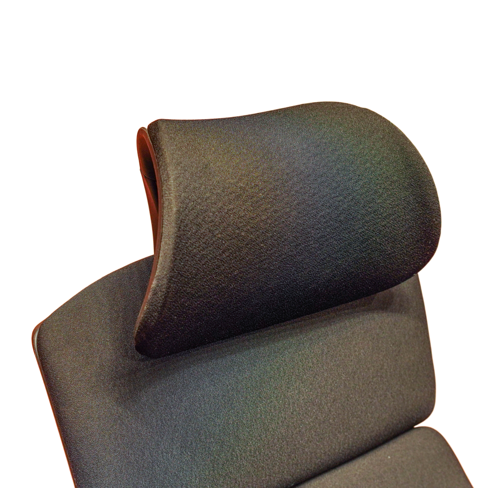 Neva Lynk curved black textured headrest above a padded back section