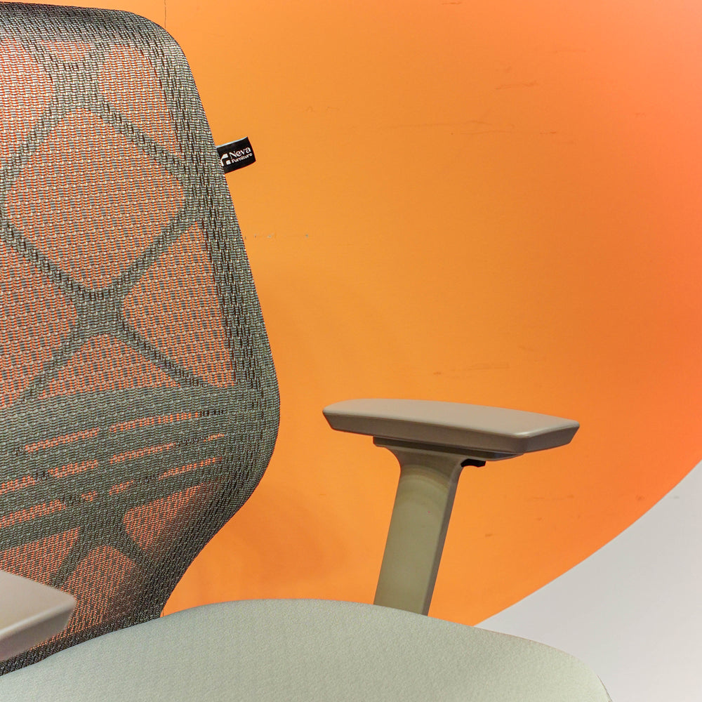 Neva Vertex imported ergonomic office chair – product view 8
