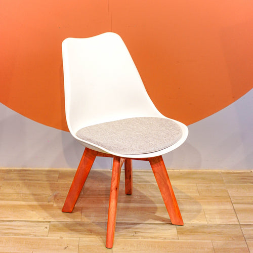 Neva Tulip Modern Shell Accent Chair – product image 2