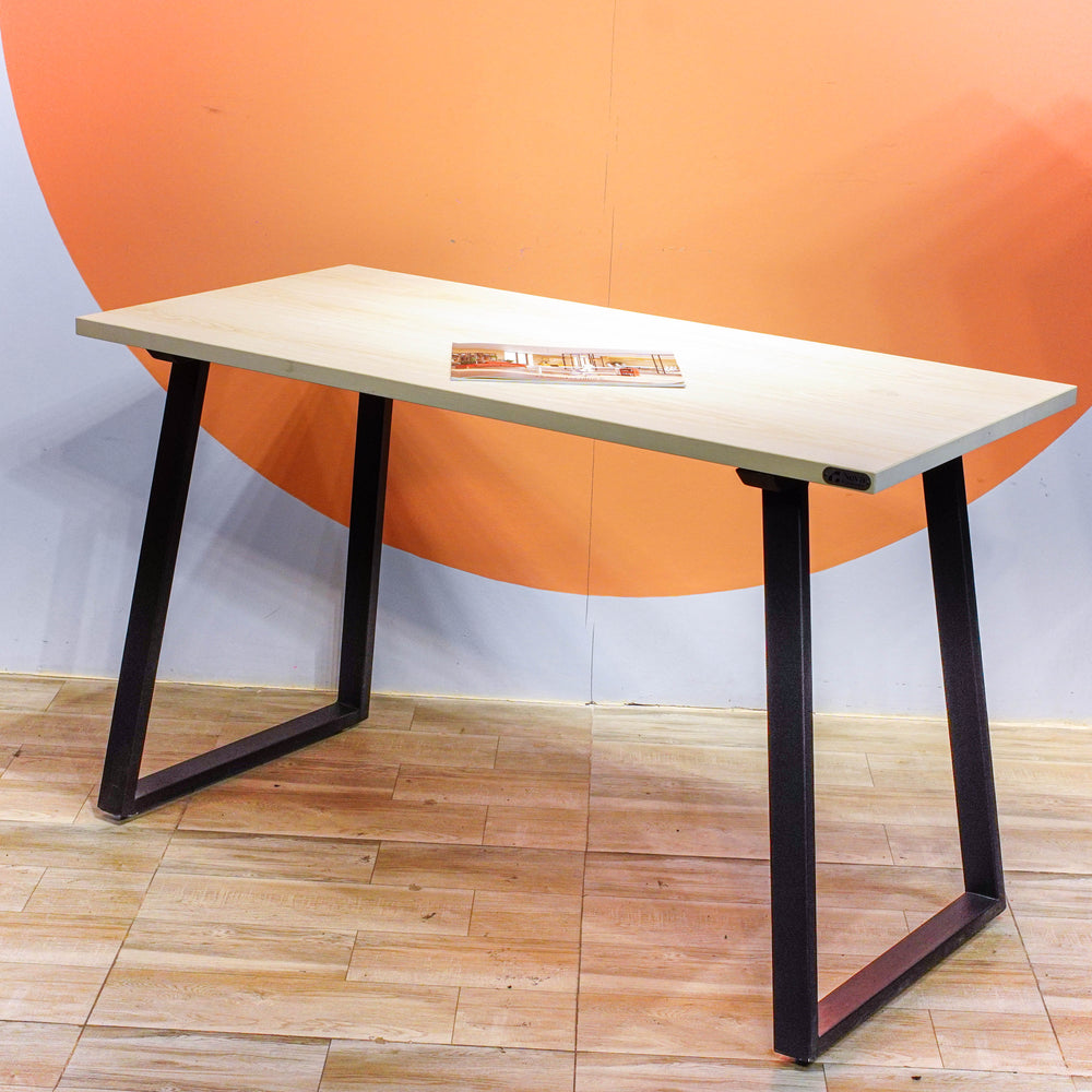 Neva LIVO Modern Work Desk – product image 3