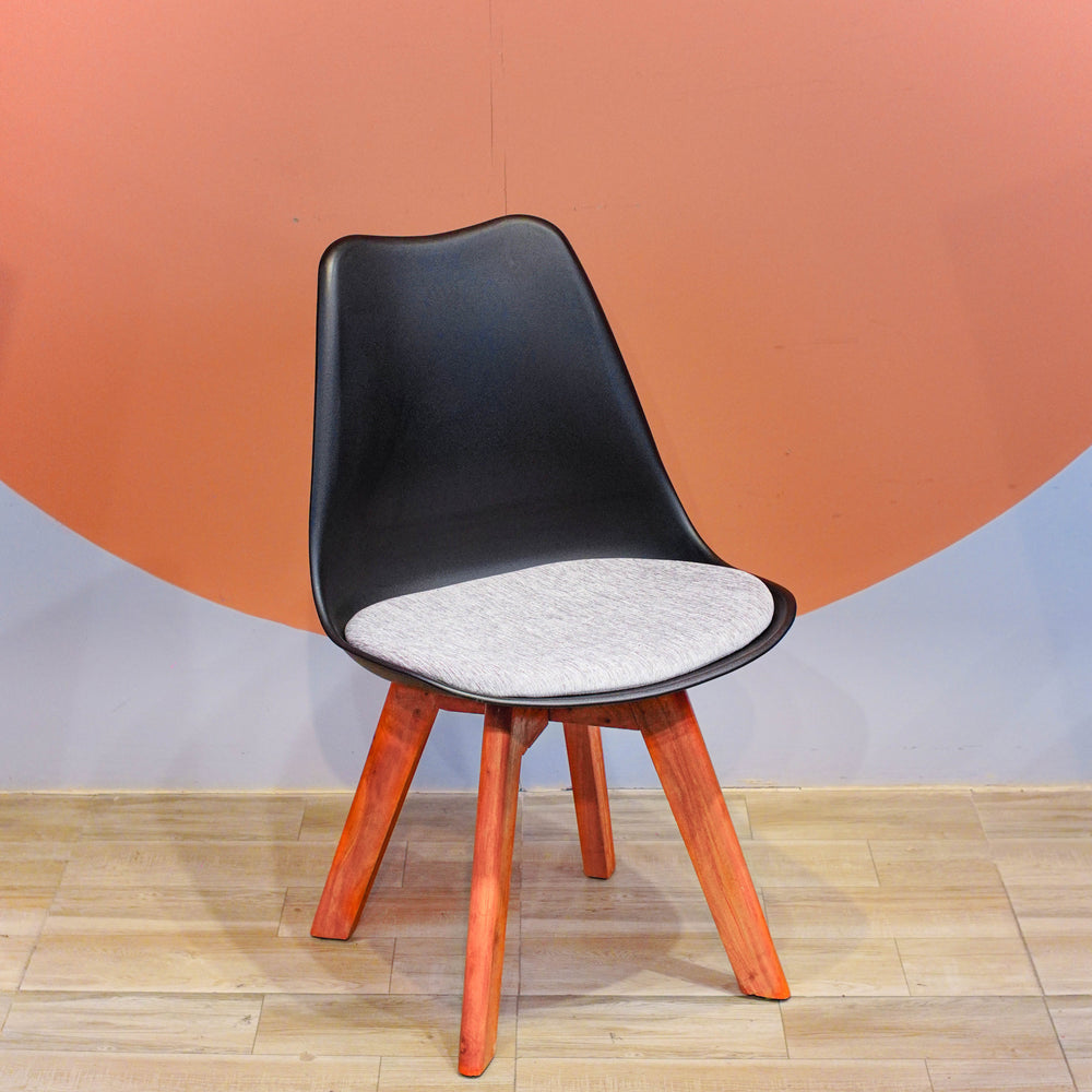 Neva Tulip Modern Shell Accent Chair – product image 7