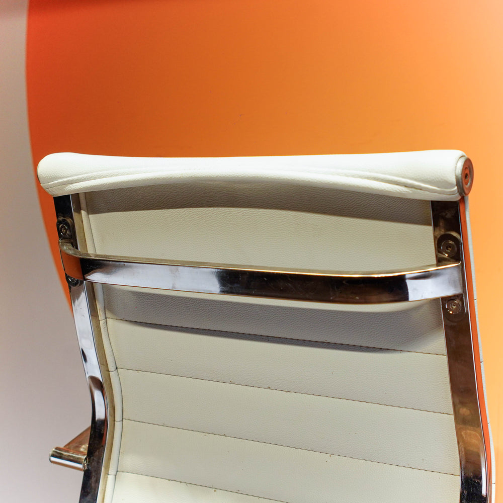 Neva Sled Sled-Base Visitor Chair – product image 8