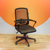 Mira Chair