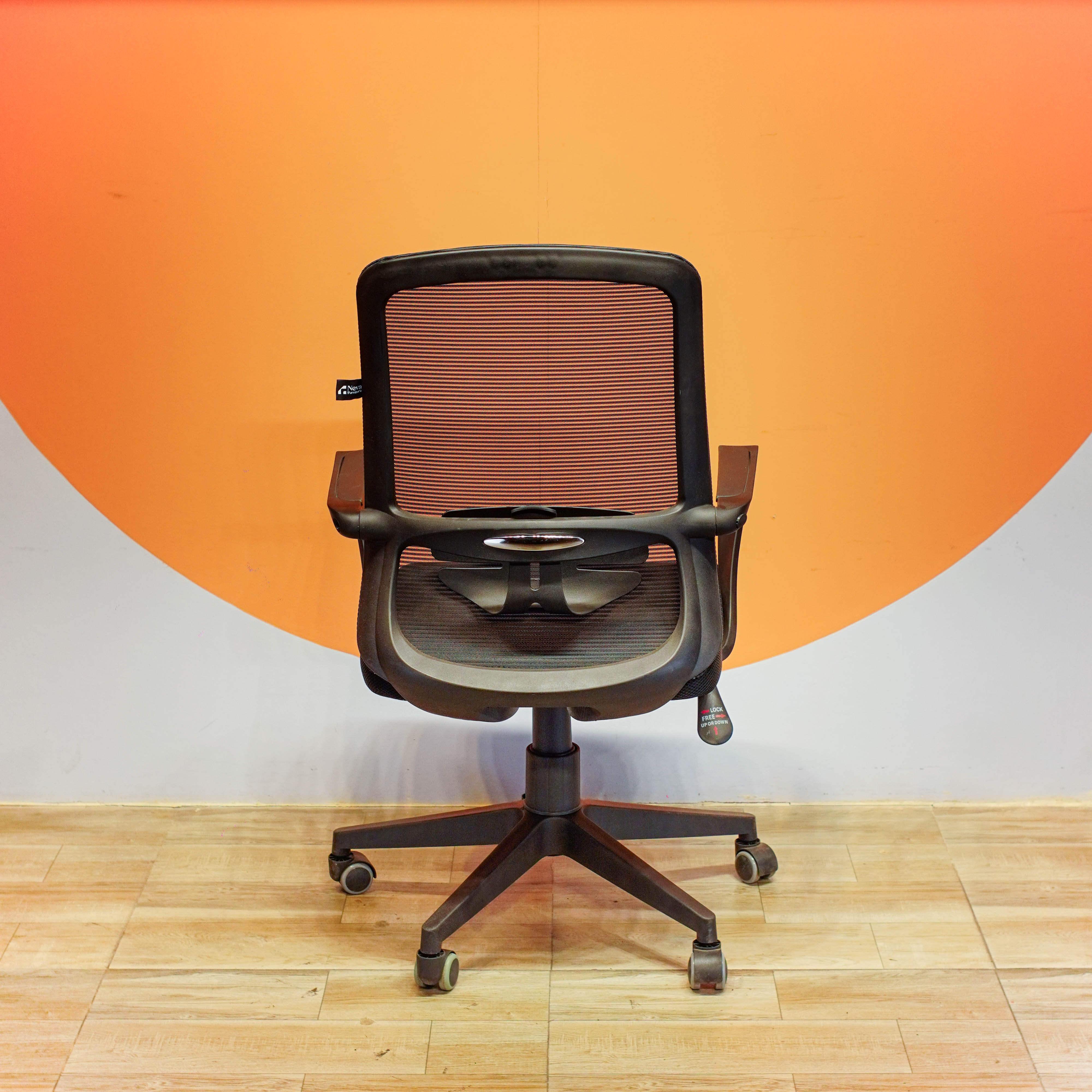 Mira Chair