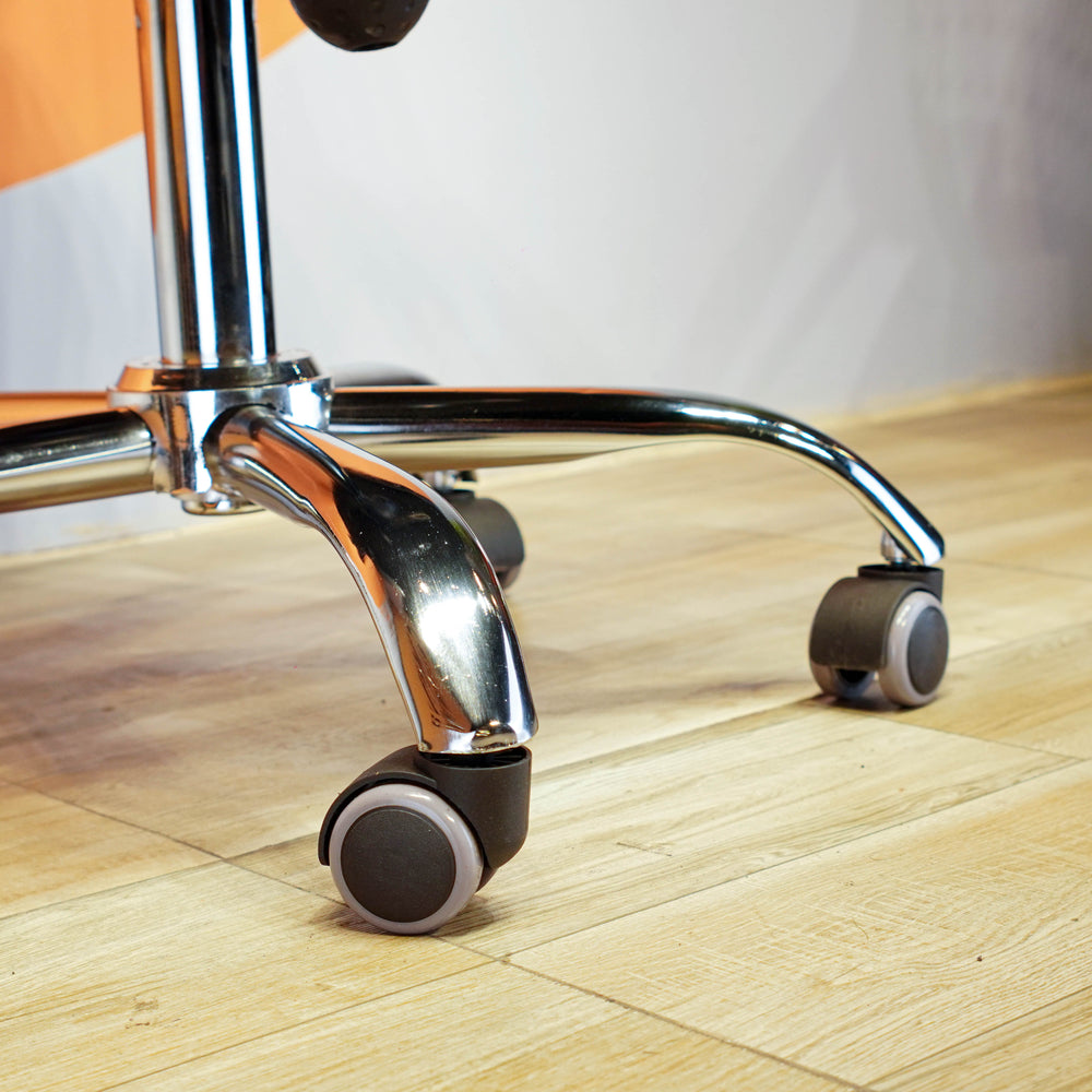 Neva Cube Revolving Task Chair – product image 5
