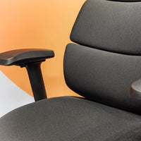 Lynk Chair