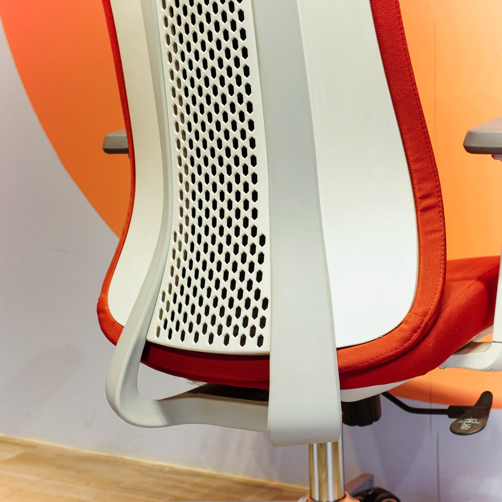 Neva Quantum Ergonomic Office Chair – product image 3