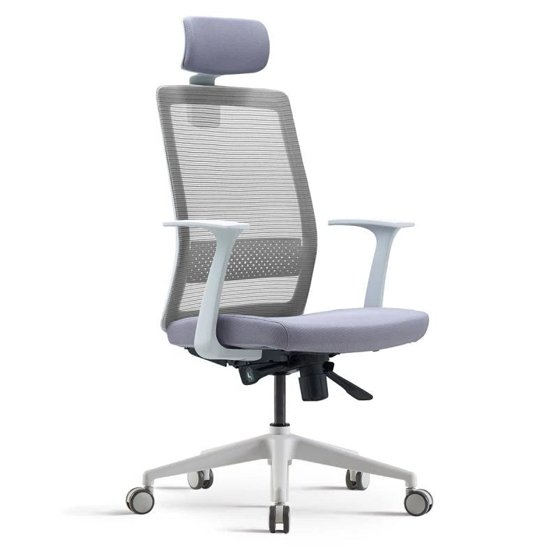 Bestuhl S30 ergonomic office chair in black with headrest